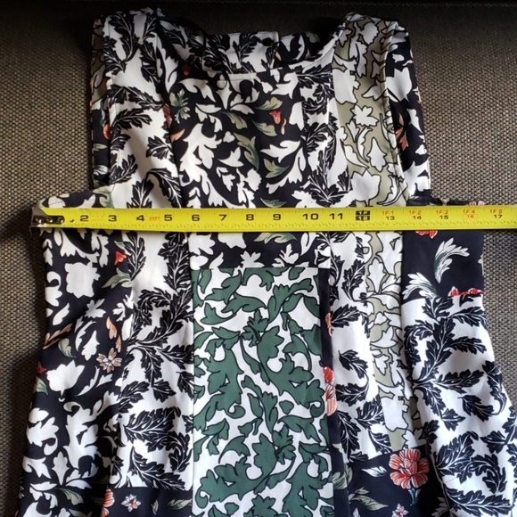 Zara Keyhole back sleeveless dress - Picture 6 of 8